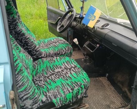 Синий ВАЗ 2103, объемом двигателя 1.5 л и пробегом 115 тыс. км за 640 $, фото 3 на Automoto.ua
