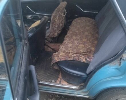 Синий ВАЗ 2103, объемом двигателя 1.5 л и пробегом 100 тыс. км за 451 $, фото 2 на Automoto.ua