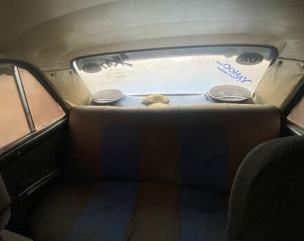 Синий ВАЗ 2103, объемом двигателя 1.5 л и пробегом 200 тыс. км за 498 $, фото 5 на Automoto.ua