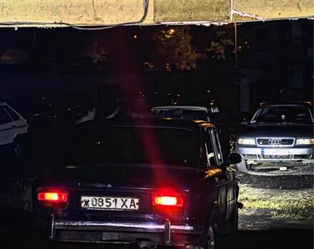 Синий ВАЗ 2103, объемом двигателя 1.3 л и пробегом 450 тыс. км за 618 $, фото 2 на Automoto.ua