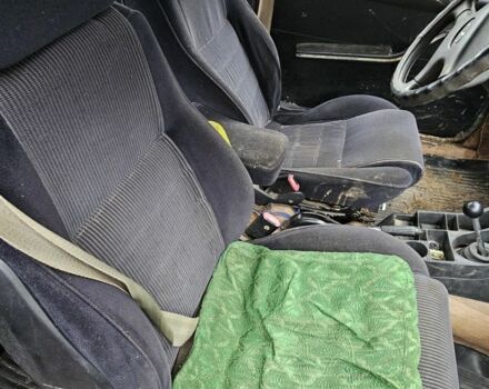 Синий ВАЗ 2103, объемом двигателя 0 л и пробегом 200 тыс. км за 450 $, фото 2 на Automoto.ua