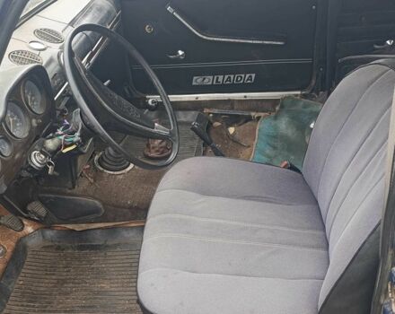 Синий ВАЗ 2103, объемом двигателя 1.3 л и пробегом 200 тыс. км за 345 $, фото 5 на Automoto.ua