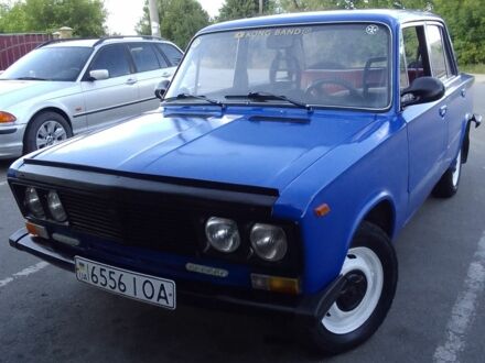 ВАЗ 2103 1977 в Радомышле на Automoto.ua Синий ВАЗ 2103, объемом двигателя 1.5 л и пробегом 45 тыс. км за 604 $, фото 1 на Automoto.ua