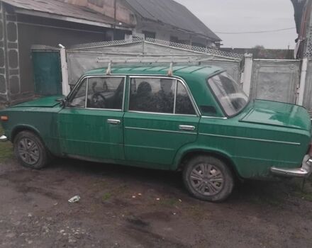Зелений ВАЗ 2103, об'ємом двигуна 1.5 л та пробігом 52 тис. км за 333 $, фото 2 на Automoto.ua