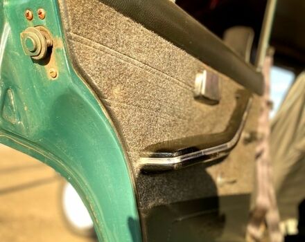 Зелений ВАЗ 2103, об'ємом двигуна 1.5 л та пробігом 0 тис. км за 1400 $, фото 11 на Automoto.ua