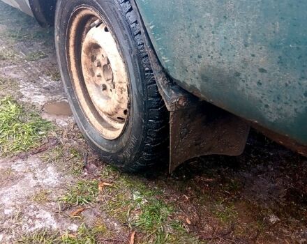 Зеленый ВАЗ 2103, объемом двигателя 1.5 л и пробегом 50 тыс. км за 350 $, фото 4 на Automoto.ua