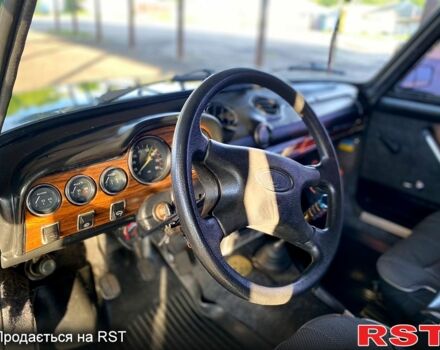 Зелений ВАЗ 2103, об'ємом двигуна 1.5 л та пробігом 0 тис. км за 1400 $, фото 3 на Automoto.ua