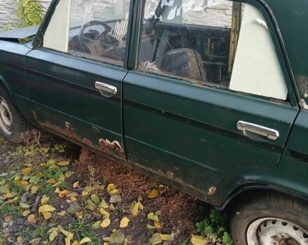ВАЗ 2103 1976 в Полтаве на Automoto.ua Зеленый ВАЗ 2103, объемом двигателя 0 л и пробегом 100 тыс. км за 108 $, фото 2 на Automoto.ua
