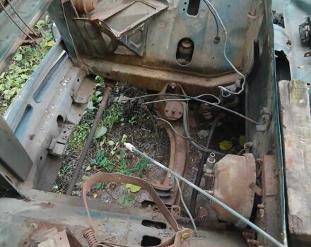 ВАЗ 2103 1976 в Полтаве на Automoto.ua Зеленый ВАЗ 2103, объемом двигателя 0 л и пробегом 100 тыс. км за 108 $, фото 4 на Automoto.ua