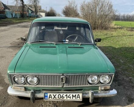 Зеленый ВАЗ 2103, объемом двигателя 1.5 л и пробегом 300 тыс. км за 600 $, фото 2 на Automoto.ua