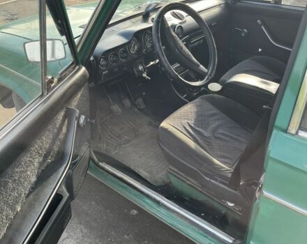 Зеленый ВАЗ 2103, объемом двигателя 1.5 л и пробегом 300 тыс. км за 600 $, фото 6 на Automoto.ua