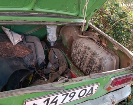 Зеленый ВАЗ 2103, объемом двигателя 0 л и пробегом 87 тыс. км за 300 $, фото 4 на Automoto.ua