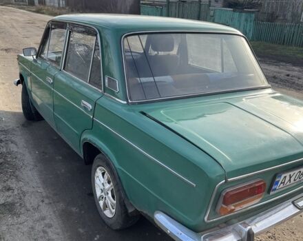 Зеленый ВАЗ 2103, объемом двигателя 1.5 л и пробегом 300 тыс. км за 600 $, фото 7 на Automoto.ua
