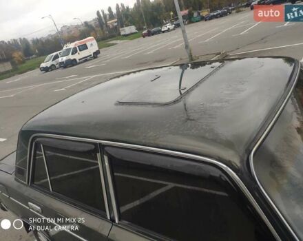 Зеленый ВАЗ 2103, объемом двигателя 0 л и пробегом 300 тыс. км за 700 $, фото 2 на Automoto.ua