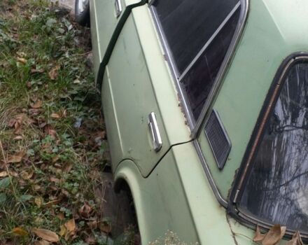 Зеленый ВАЗ 2103, объемом двигателя 0 л и пробегом 100 тыс. км за 286 $, фото 2 на Automoto.ua