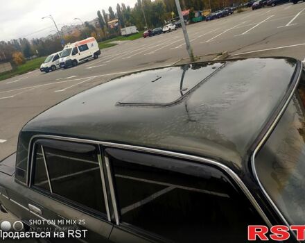 Зеленый ВАЗ 2103, объемом двигателя 1.5 л и пробегом 300 тыс. км за 700 $, фото 5 на Automoto.ua