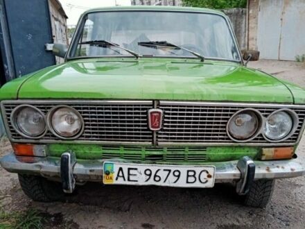 ВАЗ 2103 1974 у Дніпро (Дніпропетровську) на Automoto.ua Зелений ВАЗ 2103, об'ємом двигуна 1 л та пробігом 111 тис. км за 581 $, фото 1 на Automoto.ua