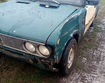 Зеленый ВАЗ 2103, объемом двигателя 1.5 л и пробегом 50 тыс. км за 350 $, фото 1 на Automoto.ua