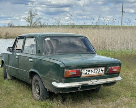 Зеленый ВАЗ 2103, объемом двигателя 1.5 л и пробегом 3 тыс. км за 412 $, фото 1 на Automoto.ua
