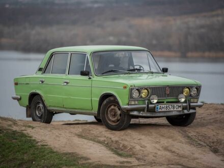 ВАЗ 2103 1986 у Дніпро (Дніпропетровську) на Automoto.ua Зелений ВАЗ 2103, об'ємом двигуна 1.5 л та пробігом 70 тис. км за 1100 $, фото 1 на Automoto.ua
