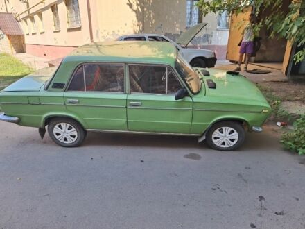Зеленый ВАЗ 2103, объемом двигателя 1.5 л и пробегом 80 тыс. км за 597 $, фото 1 на Automoto.ua