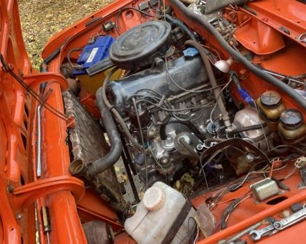 Помаранчевий ВАЗ 2103, об'ємом двигуна 1.5 л та пробігом 777 тис. км за 560 $, фото 1 на Automoto.ua