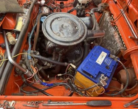 Помаранчевий ВАЗ 2103, об'ємом двигуна 1.5 л та пробігом 777 тис. км за 560 $, фото 2 на Automoto.ua