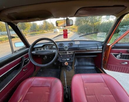 Оранжевый ВАЗ 2103, объемом двигателя 1.5 л и пробегом 145 тыс. км за 1000 $, фото 10 на Automoto.ua