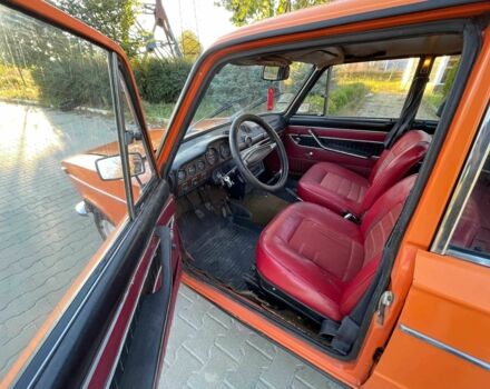 Оранжевый ВАЗ 2103, объемом двигателя 1.5 л и пробегом 145 тыс. км за 1000 $, фото 11 на Automoto.ua