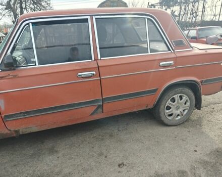 Оранжевый ВАЗ 2103, объемом двигателя 1.5 л и пробегом 200 тыс. км за 473 $, фото 3 на Automoto.ua