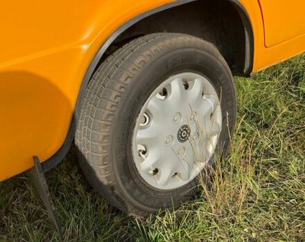 Помаранчевий ВАЗ 2103, об'ємом двигуна 1.3 л та пробігом 777 тис. км за 999 $, фото 6 на Automoto.ua