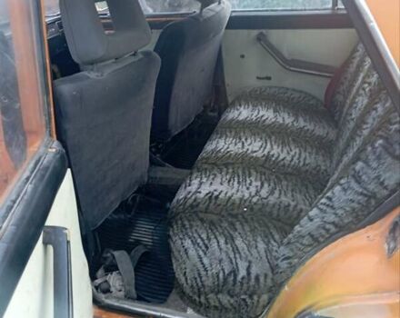 Оранжевый ВАЗ 2103, объемом двигателя 0 л и пробегом 297 тыс. км за 479 $, фото 2 на Automoto.ua