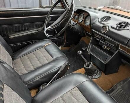 Оранжевый ВАЗ 2103, объемом двигателя 1.3 л и пробегом 173 тыс. км за 760 $, фото 3 на Automoto.ua