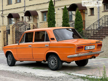 Оранжевый ВАЗ 2103, объемом двигателя 1.5 л и пробегом 123 тыс. км за 840 $, фото 1 на Automoto.ua
