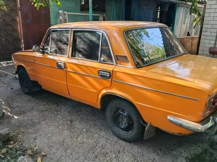 Помаранчевий ВАЗ 2103, об'ємом двигуна 0 л та пробігом 70 тис. км за 500 $, фото 1 на Automoto.ua