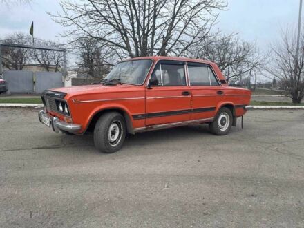 Помаранчевий ВАЗ 2103, об'ємом двигуна 1.5 л та пробігом 100 тис. км за 1150 $, фото 1 на Automoto.ua