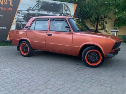 Оранжевый ВАЗ 2103, объемом двигателя 0 л и пробегом 145 тыс. км за 950 $, фото 1 на Automoto.ua