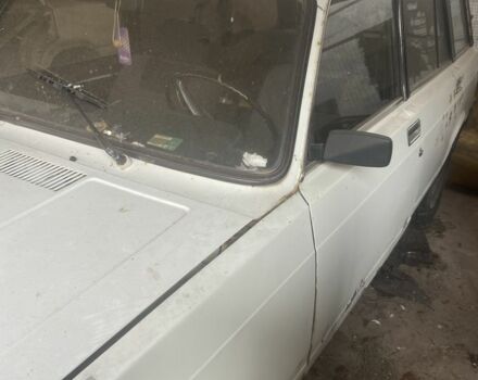 Белый ВАЗ 2104, объемом двигателя 0 л и пробегом 200 тыс. км за 500 $, фото 2 на Automoto.ua