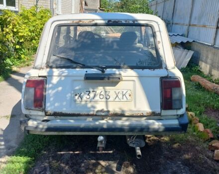 Белый ВАЗ 2104, объемом двигателя 1.5 л и пробегом 120 тыс. км за 286 $, фото 1 на Automoto.ua