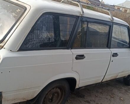 Белый ВАЗ 2104, объемом двигателя 1.5 л и пробегом 150 тыс. км за 520 $, фото 2 на Automoto.ua