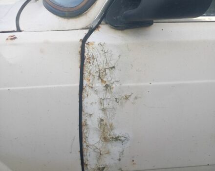 Белый ВАЗ 2104, объемом двигателя 1.5 л и пробегом 120 тыс. км за 286 $, фото 6 на Automoto.ua