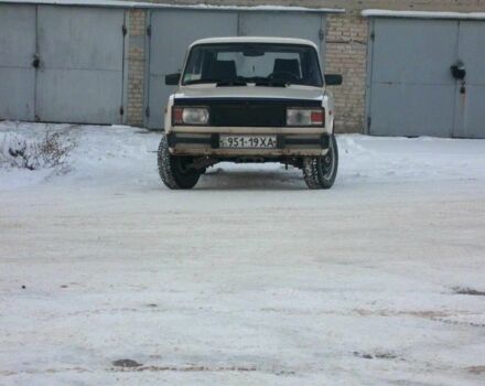 Белый ВАЗ 2104, объемом двигателя 1.5 л и пробегом 70 тыс. км за 713 $, фото 2 на Automoto.ua