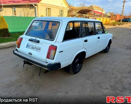 Белый ВАЗ 2104, объемом двигателя 1.3 л и пробегом 230 тыс. км за 1050 $, фото 2 на Automoto.ua