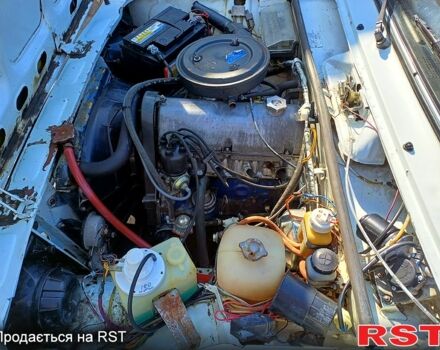 Белый ВАЗ 2104, объемом двигателя 1.3 л и пробегом 230 тыс. км за 1050 $, фото 5 на Automoto.ua