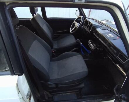 Белый ВАЗ 2104, объемом двигателя 1.3 л и пробегом 20 тыс. км за 1000 $, фото 4 на Automoto.ua