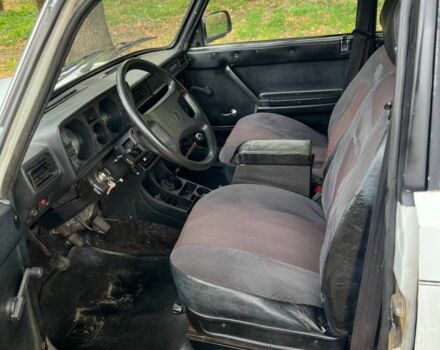 Белый ВАЗ 2104, объемом двигателя 1.5 л и пробегом 75 тыс. км за 1408 $, фото 6 на Automoto.ua