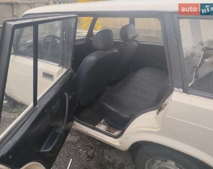 Білий ВАЗ 2104, об'ємом двигуна 1.5 л та пробігом 80 тис. км за 450 $, фото 5 на Automoto.ua