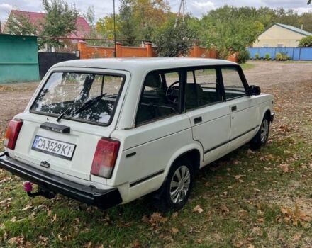 Белый ВАЗ 2104, объемом двигателя 1.5 л и пробегом 75 тыс. км за 1408 $, фото 3 на Automoto.ua