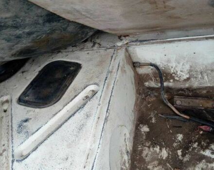 Белый ВАЗ 2104, объемом двигателя 1.5 л и пробегом 194 тыс. км за 750 $, фото 5 на Automoto.ua