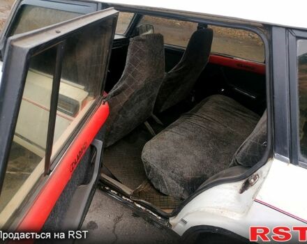 Белый ВАЗ 2104, объемом двигателя 15 л и пробегом 150 тыс. км за 650 $, фото 6 на Automoto.ua